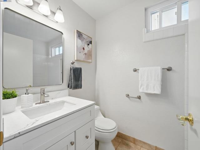 1501 Quema Ct, Fremont CA: https://media.crmls.org/mediaz/b44e1c62-8af5-4698-91f0-e2305dd2f250.jpg