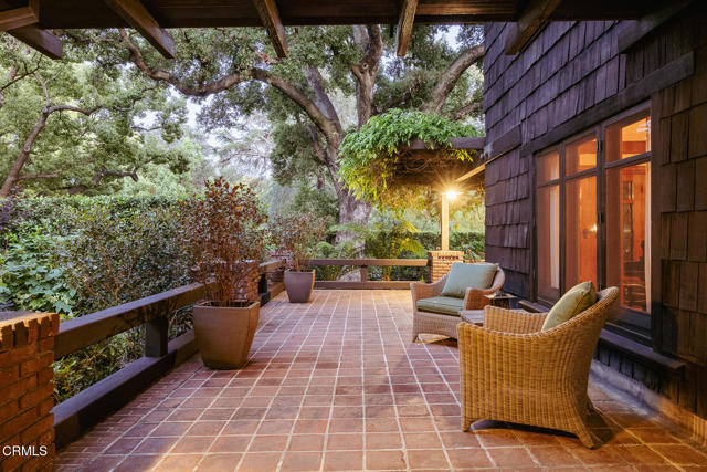 Detail Gallery Image 4 of 74 For 657 Prospect Bld, Pasadena,  CA 91103 - 5 Beds | 3 Baths