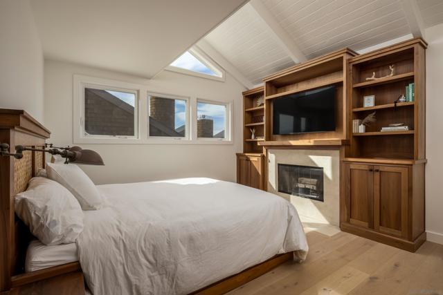 Image 10 of 31 For 325 S Sierra Ave  Unit 8