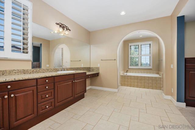 7551 Delfina, San Diego CA: https://media.crmls.org/mediaz/b4509571-44e3-4dc9-923c-9aed887fc89c.jpg