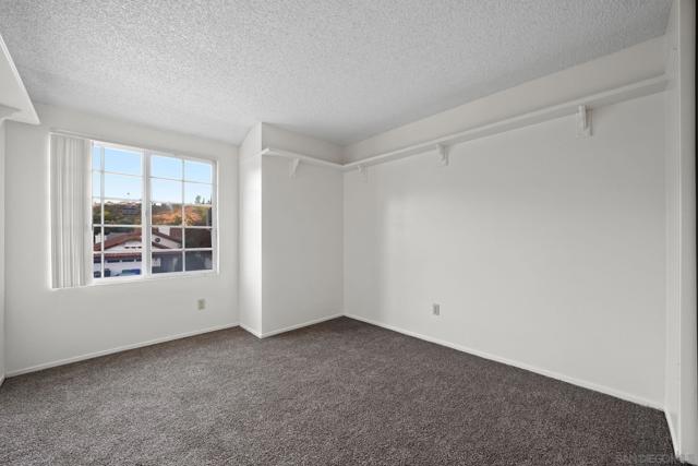 9197 Buckwheat St, San Diego CA: https://media.crmls.org/mediaz/b4509fab-f734-468d-bc8b-e161b6cf0571.jpg