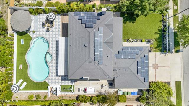 5308 Ambridge Drive, Calabasas CA: https://media.crmls.org/mediaz/b4511f3a-2f9b-4f5c-8b9c-1ef87bef7121.jpg