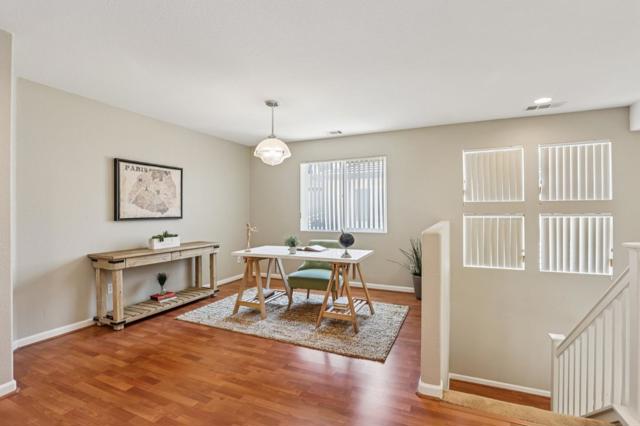 1460 Kyle Court, Tracy CA: https://media.crmls.org/mediaz/b45160a0-bb41-493a-b7ee-0721b49ec76b.jpg