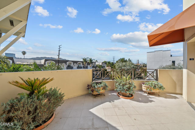 Detail Gallery Image 34 of 34 For 4400 Cartwright Ave #301,  North Hollywood,  CA 91602 - 2 Beds | 2 Baths