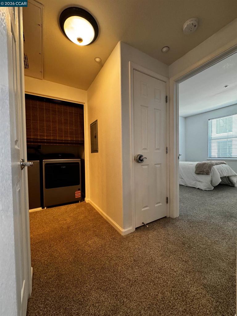 https://media.crmls.org/mediaz/b452b310-dece-42fc-a5cb-aadb09eee11a.jpg?preset=X-Large