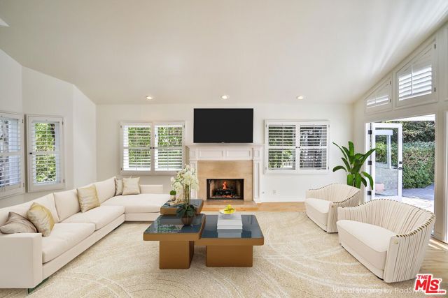 Drew Fenton | 1405 Floresta Place Pacific Palisades CA | MLS: 6849311