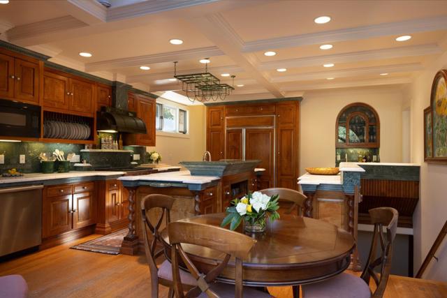 72 Fern Canyon Road, Carmel CA: https://media.crmls.org/mediaz/b4540112-8640-45d3-8292-92e7b15a495a.jpg