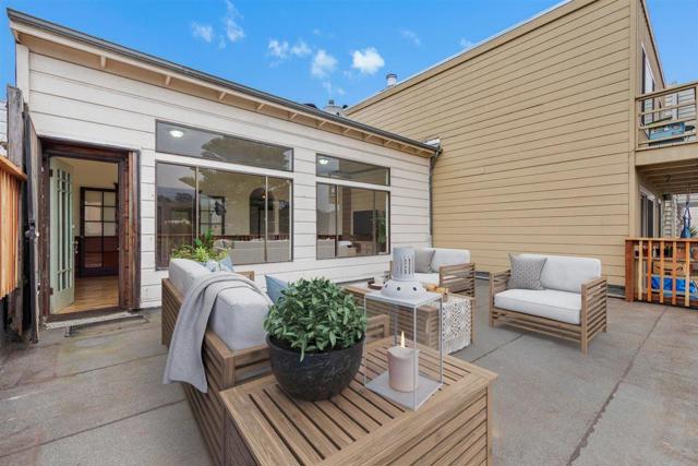 15241526 Irving Street, San Francisco CA: https://media.crmls.org/mediaz/b4542d63-4305-4a7c-b06d-5bf77eaa4fef.jpg