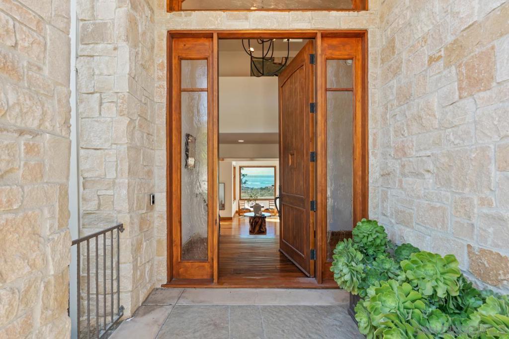 8080 La Jolla Scenic Dr - photo 7
