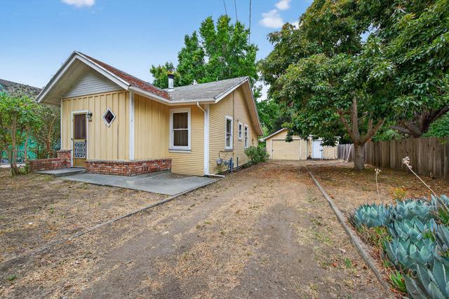 3475 N Main Street, Soquel CA: https://media.crmls.org/mediaz/b455a014-a227-41b5-83e9-689088b7d3bf.jpg