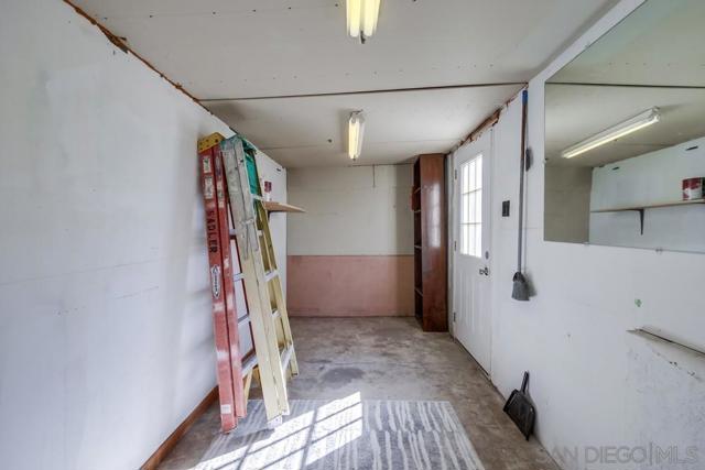 6926 28 Amherst St, San Diego CA: https://media.crmls.org/mediaz/b45607e3-f17d-445e-a6ca-76f7c16c3b83.jpg