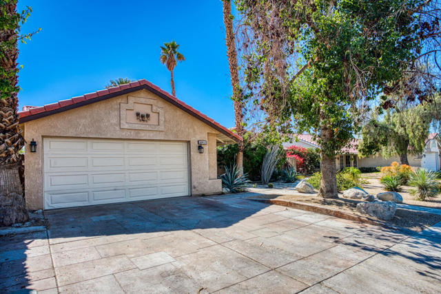 80917 Brown Street, Indio CA: https://media.crmls.org/mediaz/b456394e-4747-4a71-907c-e0a3f3431052.jpg