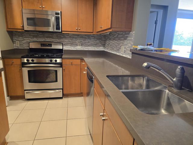 810 E Palm Canyon Drive #205, Palm Springs, CA 92264