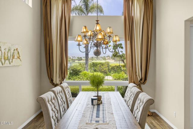 741 Sterling Hills Drive, Camarillo CA: https://media.crmls.org/mediaz/b45732d1-fcc3-4dc9-8277-f556e8909ef1.jpg