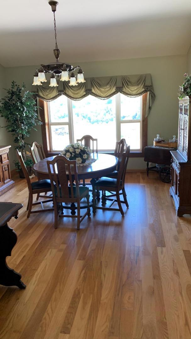 21050 Uvas Road, Morgan Hill CA: https://media.crmls.org/mediaz/b4573cfe-cb78-49ef-89f2-7b765e457c19.jpg