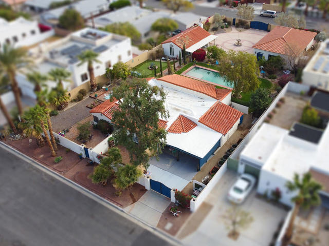 52404 Avenida Rubio, La Quinta CA: https://media.crmls.org/mediaz/b457c07d-0ebf-488e-bef4-2d9f5462240e.jpg