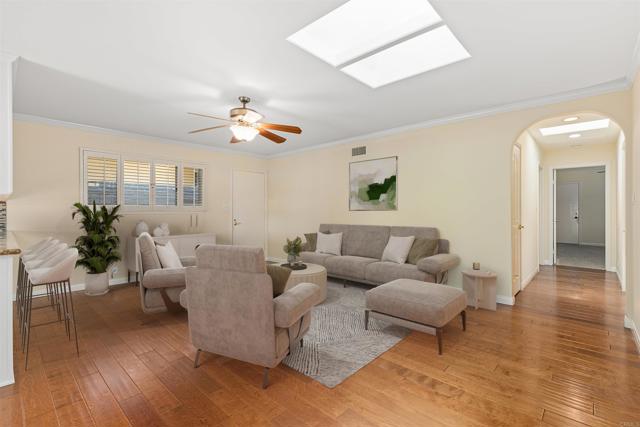 1406 La Loma Drive, San Marcos CA: https://media.crmls.org/mediaz/b4583ace-a15f-47f9-8622-47788da18870.jpg