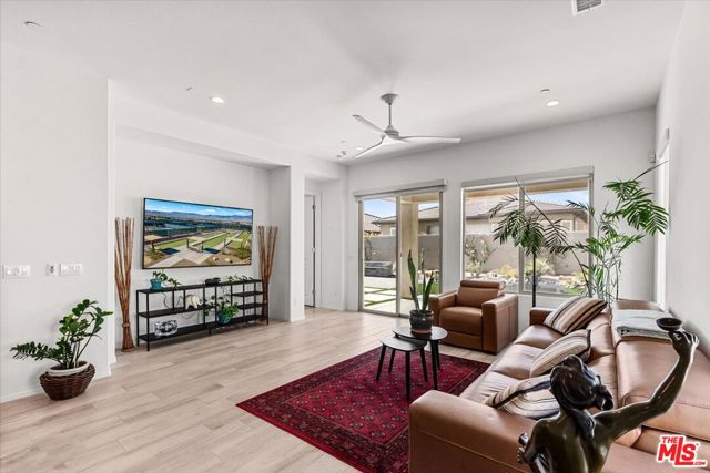 43 Zinfandel, Rancho Mirage CA: https://media.crmls.org/mediaz/b4599c8d-c031-4d81-9d0d-f07b2eb0068d.jpg
