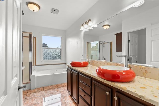 28147 Murcia st, Hayward CA: https://media.crmls.org/mediaz/b45a2f7f-0e01-4275-9ef2-27636b8cf559.jpg