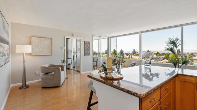 2550 Dana Street, Berkeley CA: https://media.crmls.org/mediaz/b45b7567-61c9-401e-a5b3-0db6c494a889.jpg