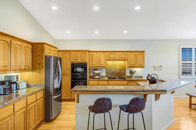10511 Fairway Court, Carmel CA: https://media.crmls.org/mediaz/b45bc07d-ceca-4e96-9a24-97fb7962d65e.jpg
