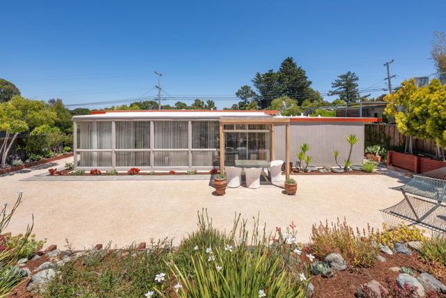 1652 Lexington Avenue, San Mateo CA: https://media.crmls.org/mediaz/b45c3088-b637-4882-bab9-982bf0062e7a.jpg