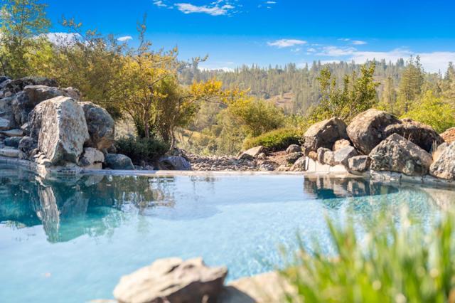 5500 Rio Cascada,  CA: https://media.crmls.org/mediaz/b45ccbf1-4102-4d30-90a9-53eabbca9db8.jpg