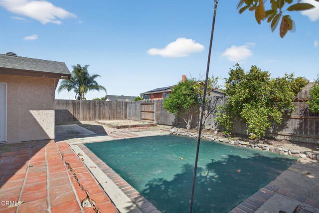 Detail Gallery Image 30 of 38 For 901 Indigo Pl, Oxnard,  CA 93036 - 3 Beds | 2 Baths