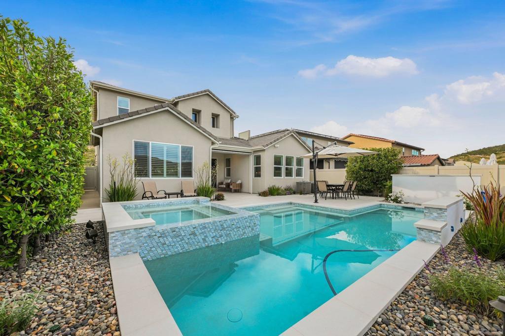 888 Cayley Ave - photo 15