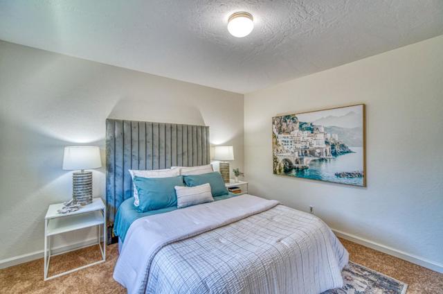 1422 Broadway, Santa Cruz CA: https://media.crmls.org/mediaz/b45eff62-6cdf-4d6f-a473-0814acfa1527.jpg