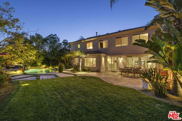 3432 Daniella Court, Calabasas CA: https://media.crmls.org/mediaz/b45f033e-4cda-4398-b1aa-00733bd95d6b.jpg