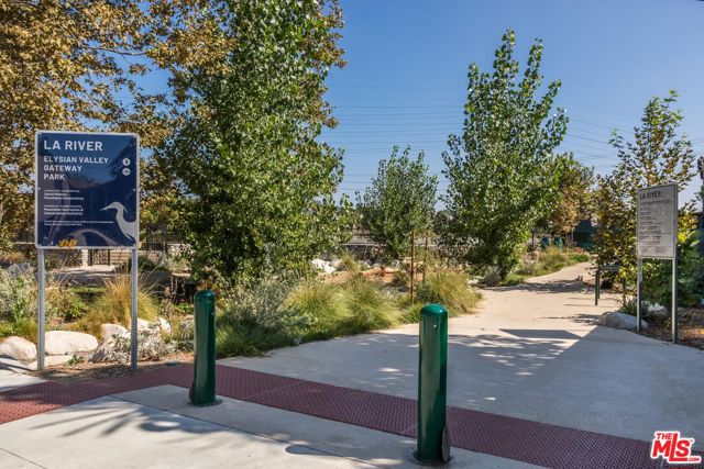 2660 Newell Street, Los Angeles, California 90039, ,Multi-Family,For Sale,Newell,25602195