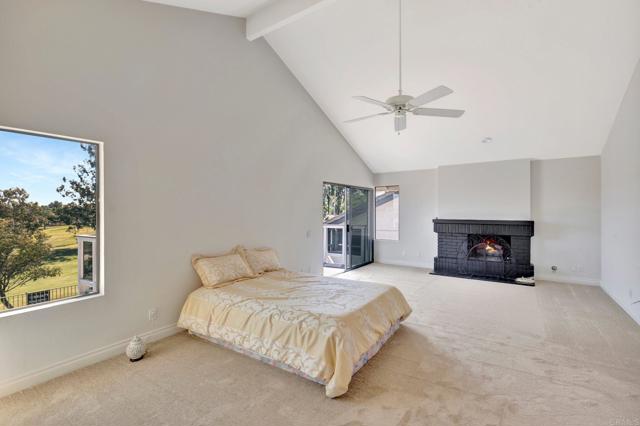1211 Countrywood Lane, Vista CA: https://media.crmls.org/mediaz/b45f5e4e-6666-4f24-b995-31dc9d098b20.jpg