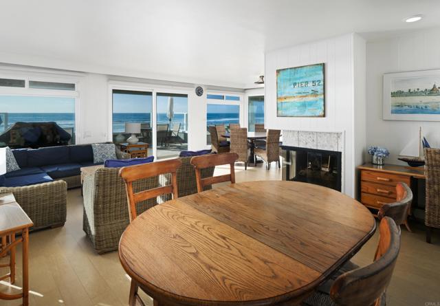 Detail Gallery Image 9 of 21 For 1812 Ocean Front, Del Mar,  CA 92014 - 3 Beds | 2 Baths