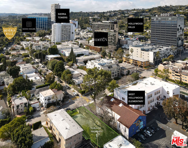 944 Hammond Street, West Hollywood CA: https://media.crmls.org/mediaz/b460ce3f-f061-4082-a734-8d27e91b3dad.jpg