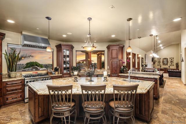 12144 Proctor Valley Road, Chula Vista CA: https://media.crmls.org/mediaz/b4647e66-9514-4bcb-a1db-4d0376680d45.jpg