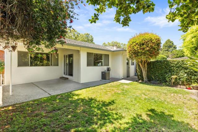 2322 Meridian Avenue, San Jose CA: https://media.crmls.org/mediaz/b4650b92-7c4b-4434-8bb5-0781d0393d6a.jpg