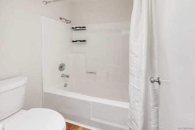 Image 24 of 32 For 669 Diamond Way  133