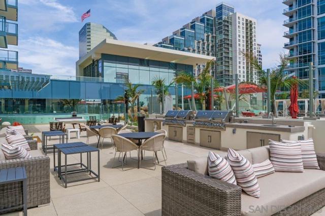 1388 Kettner Blvd, San Diego CA: https://media.crmls.org/mediaz/b4658312-43d7-484c-9ede-7fc2712c1e5e.jpg