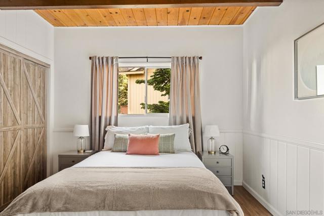 720 Buckingham Sq, Lake Arrowhead CA: https://media.crmls.org/mediaz/b466791d-c1e4-4474-ad84-5574907a5621.jpg