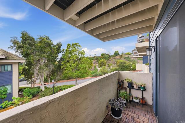 Detail Gallery Image 33 of 39 For 3711 Balboa #B,  San Diego,  CA 92117 - 2 Beds | 2 Baths