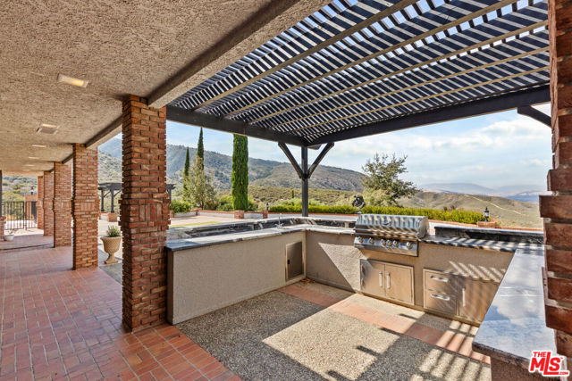 Image 20 of 59 For 28765 Pine Canyon Road