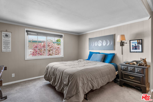 21317 Blue Curl Way, Canyon Country CA: https://media.crmls.org/mediaz/b4695d36-794a-4aeb-bab3-f7fb03ec73a1.jpg