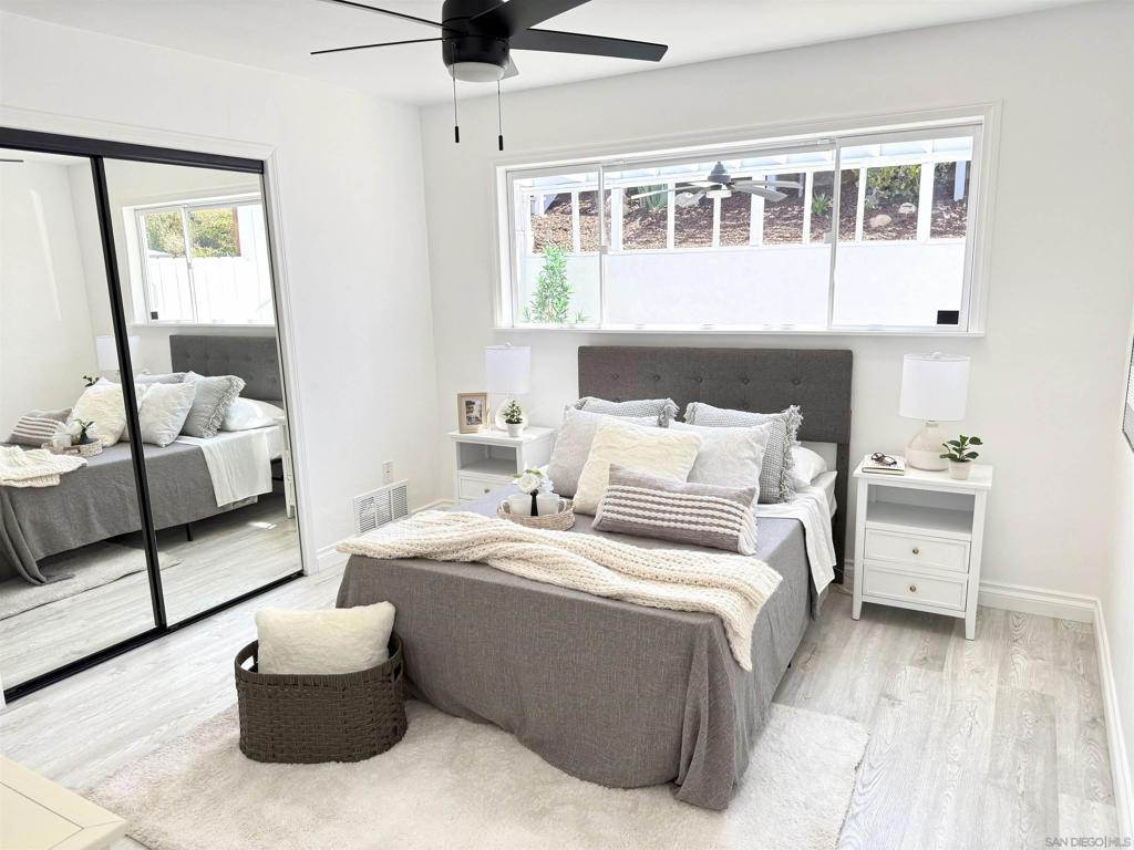 MLS #250033080SD img 13