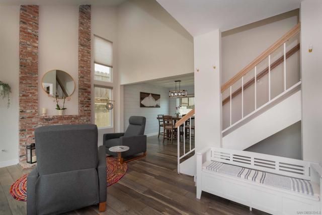1426 Westwood Pl., Oceanside CA: https://media.crmls.org/mediaz/b46b0cfb-d4f0-4165-91d5-798392f1ee0b.jpg