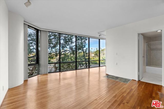 4316 Marina City Dr, 203G photo 7