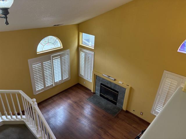 24909 Avocado Ct, Hayward CA: https://media.crmls.org/mediaz/b46c1855-230b-4f2a-8a00-58adc651df75.jpg