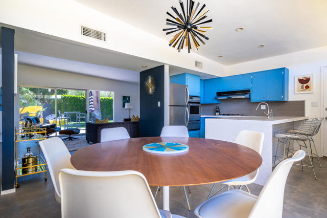 3623 E Avenida Fey Norte, Palm Springs CA: https://media.crmls.org/mediaz/b46ca46e-a79c-4167-a6e7-b54b3c02ff01.jpg