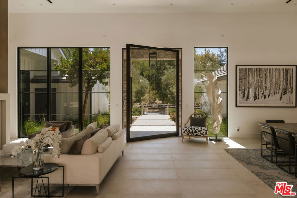 MLS #26874641 image #3