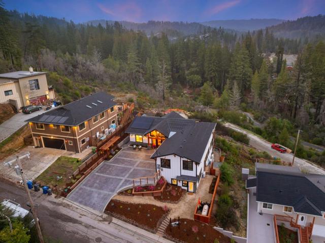 230 Fern Rock Way, Boulder Creek CA: https://media.crmls.org/mediaz/b46e11ae-ac0f-48b9-9a9e-e201baae8a29.jpg